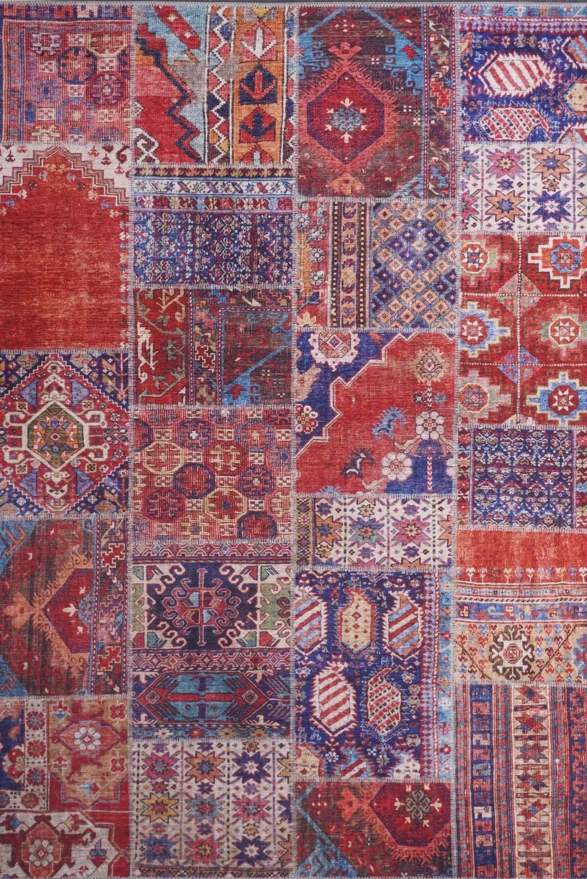 Noble Traditional Patchwork Rug 