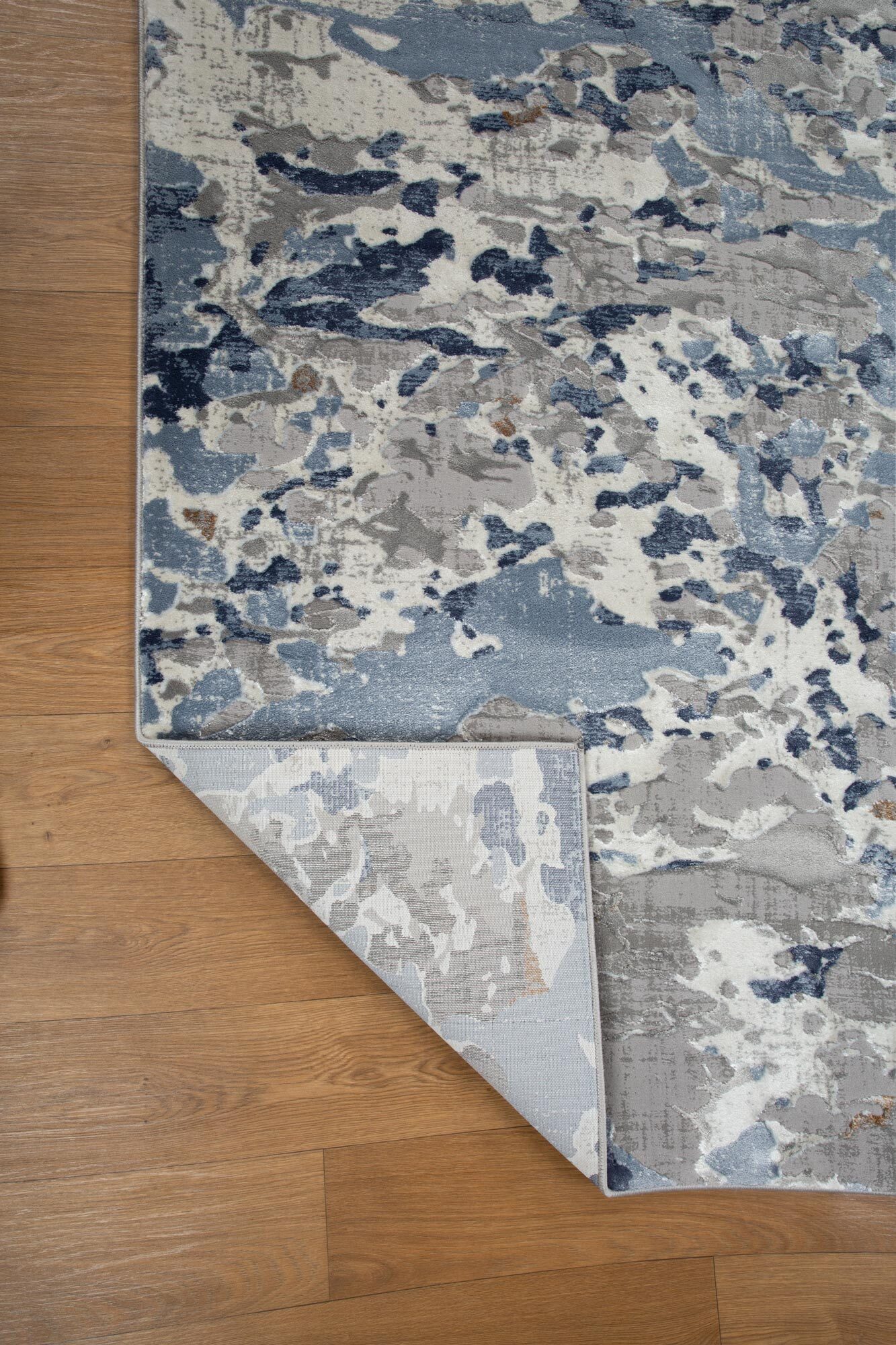 Cloud Modern Abstract Rug