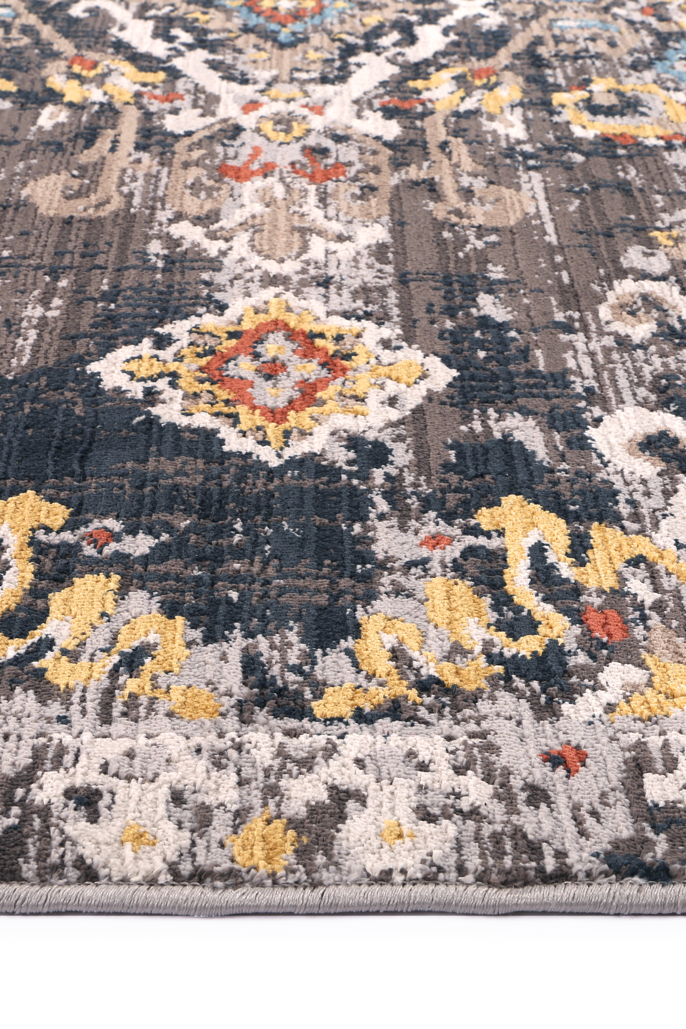 Haze Traditional Distressed Rug