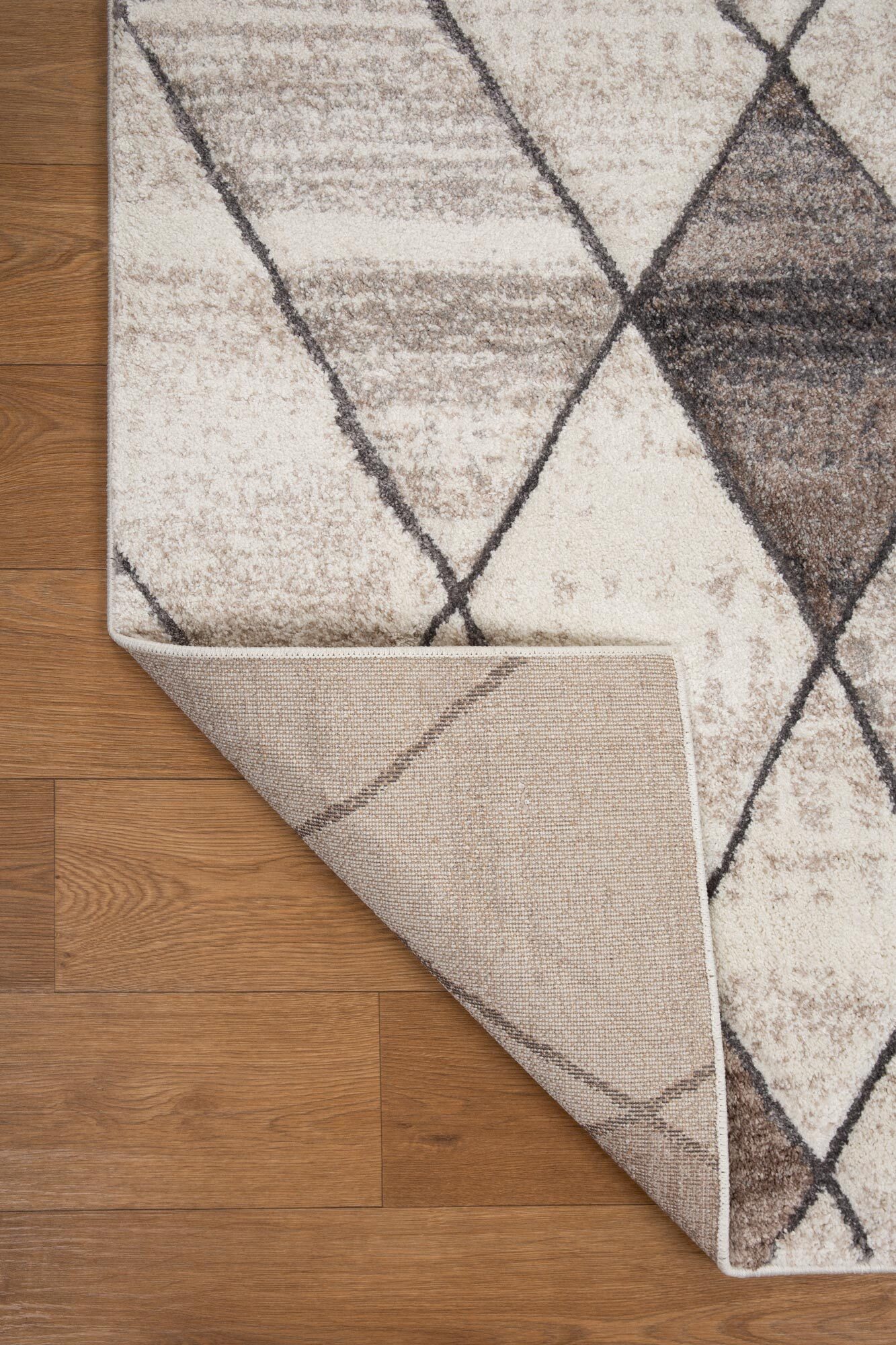 Mylo Geometric Rug