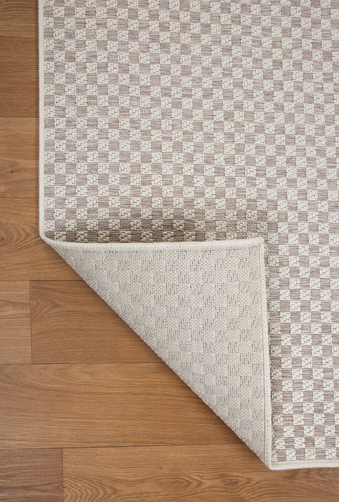 Mateo Checkered Flatweave Rug