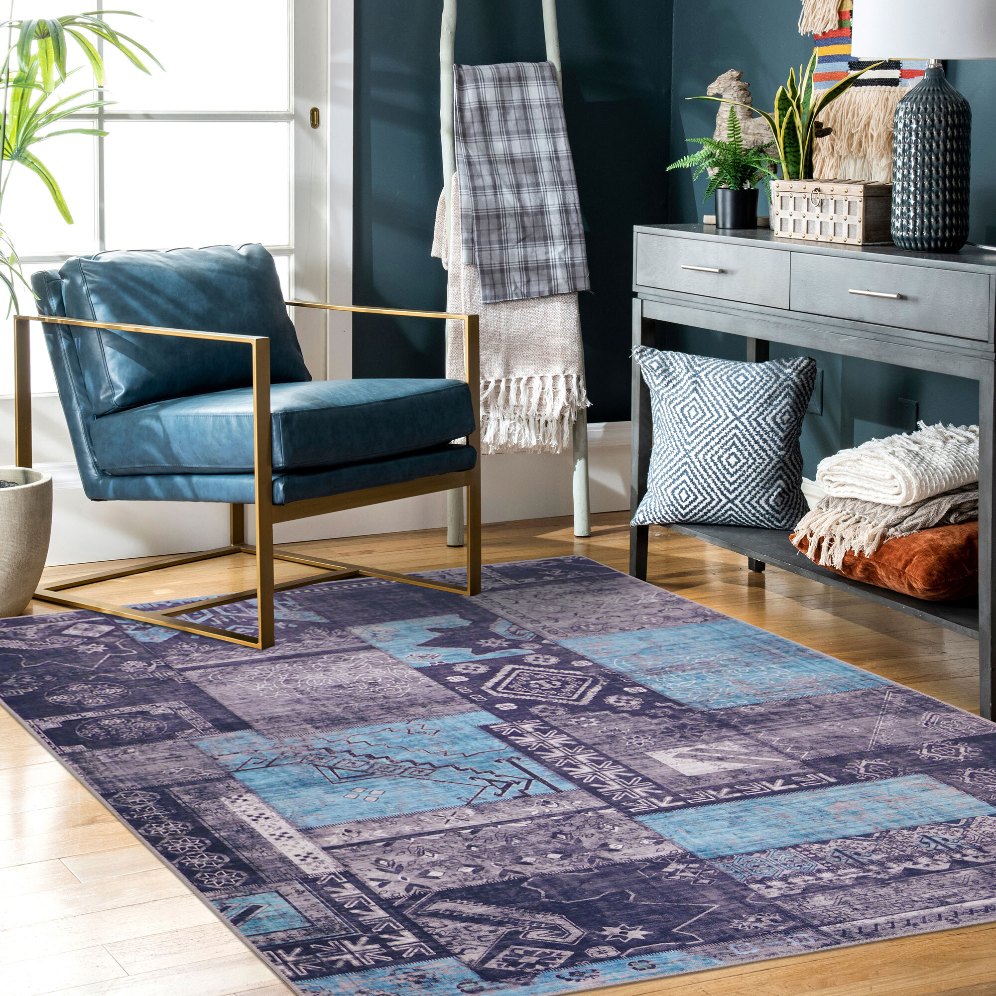 Noble Traditional Distressed Rug 