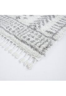 Larry Moroccan Tassel Shaggy Rug