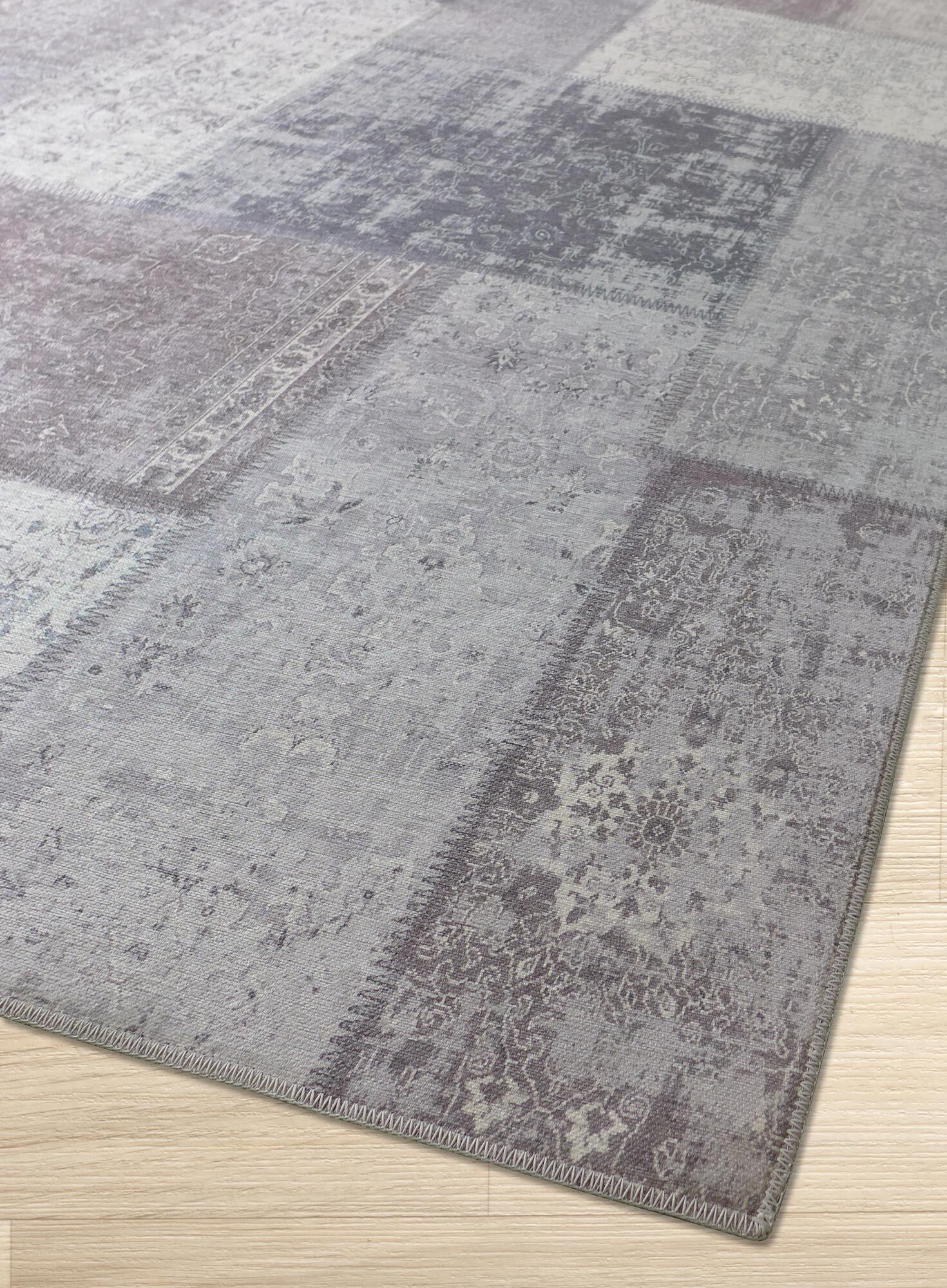 Noble Traditional Patchwork Rug 