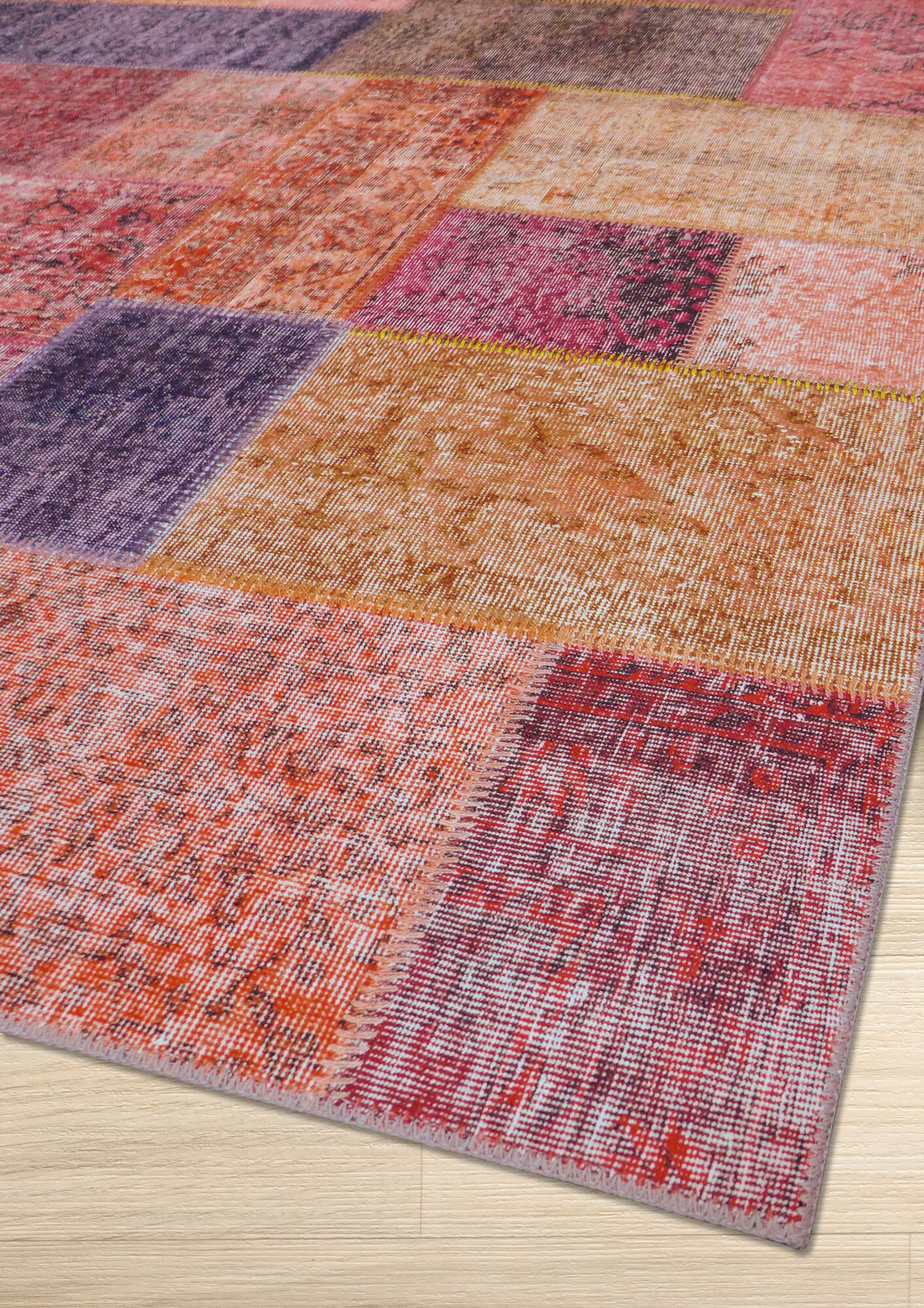 Noble Traditional Patchwork Rug 