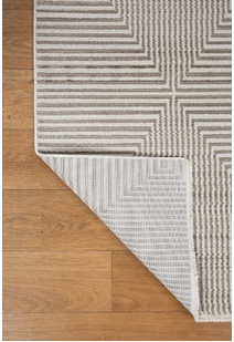 Lukas Diamond Geometric Rug