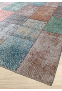 Noble Traditional Patchwork Rug 