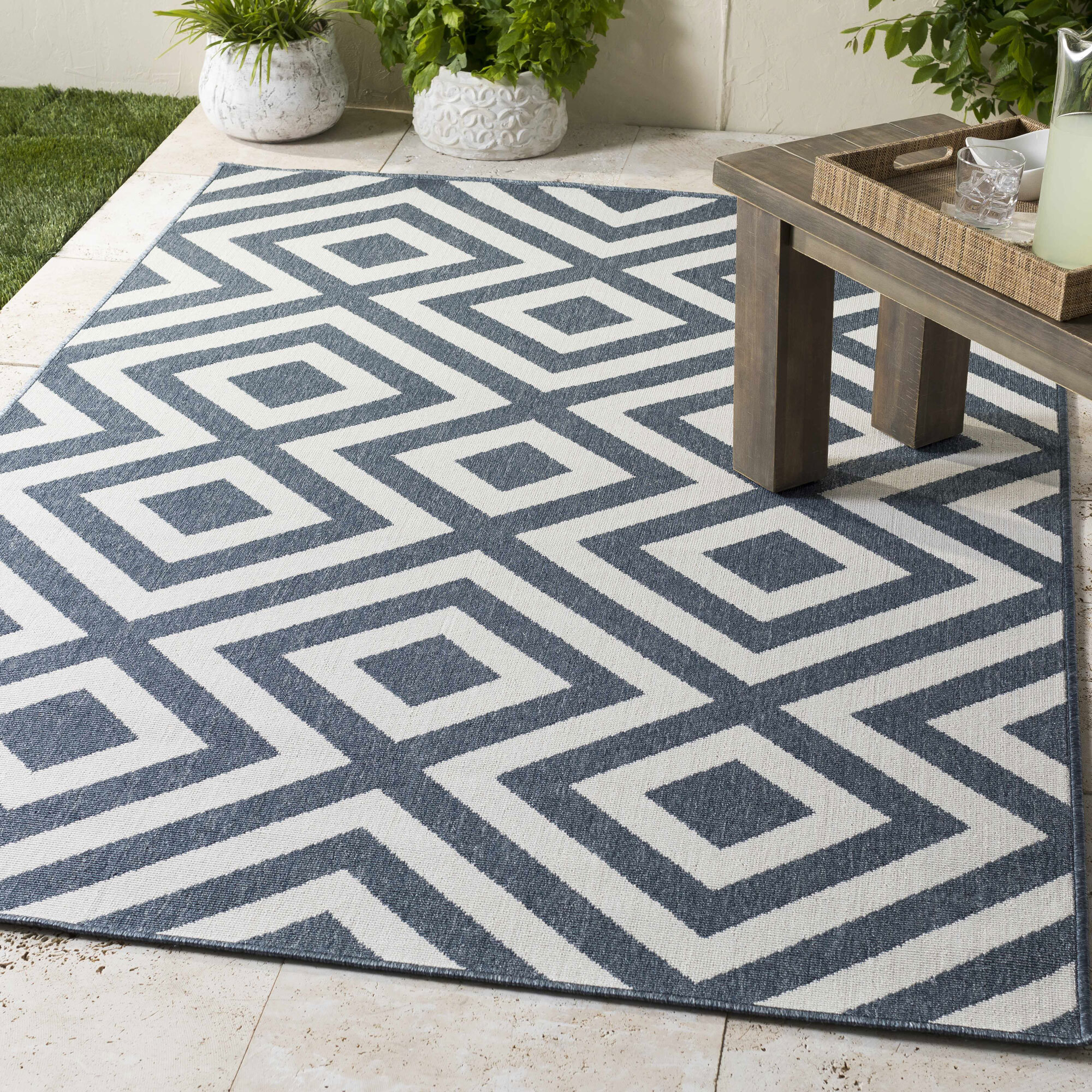 Ambient Geometric Outdoor Rug