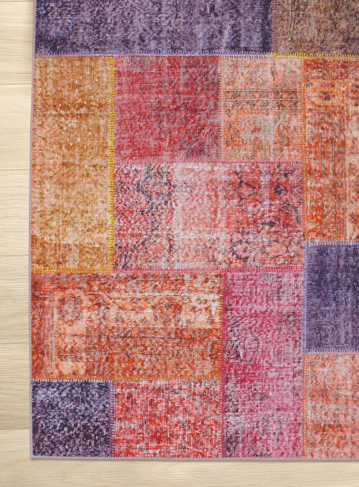 Noble Traditional Patchwork Rug 