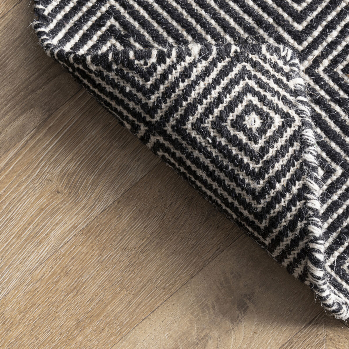 Scandi Hand Woven Wool Rug