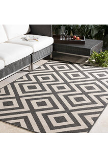 Ambient Geometric Outdoor Rug