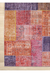 Noble Traditional Patchwork Rug 