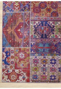 Noble Traditional Patchwork Rug 