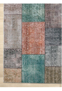 Noble Traditional Patchwork Rug 