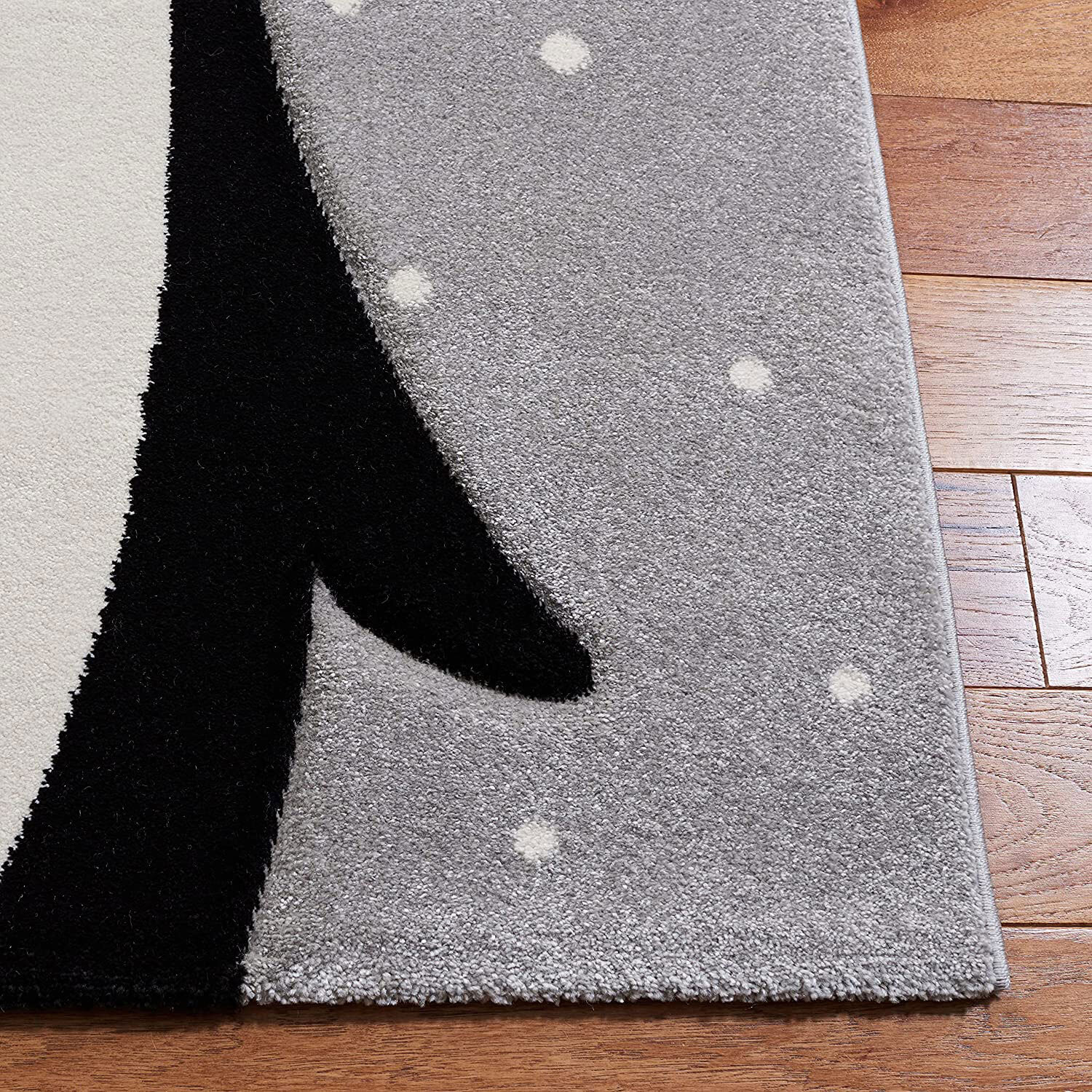 Charlie Carved Penguin Kids Rug