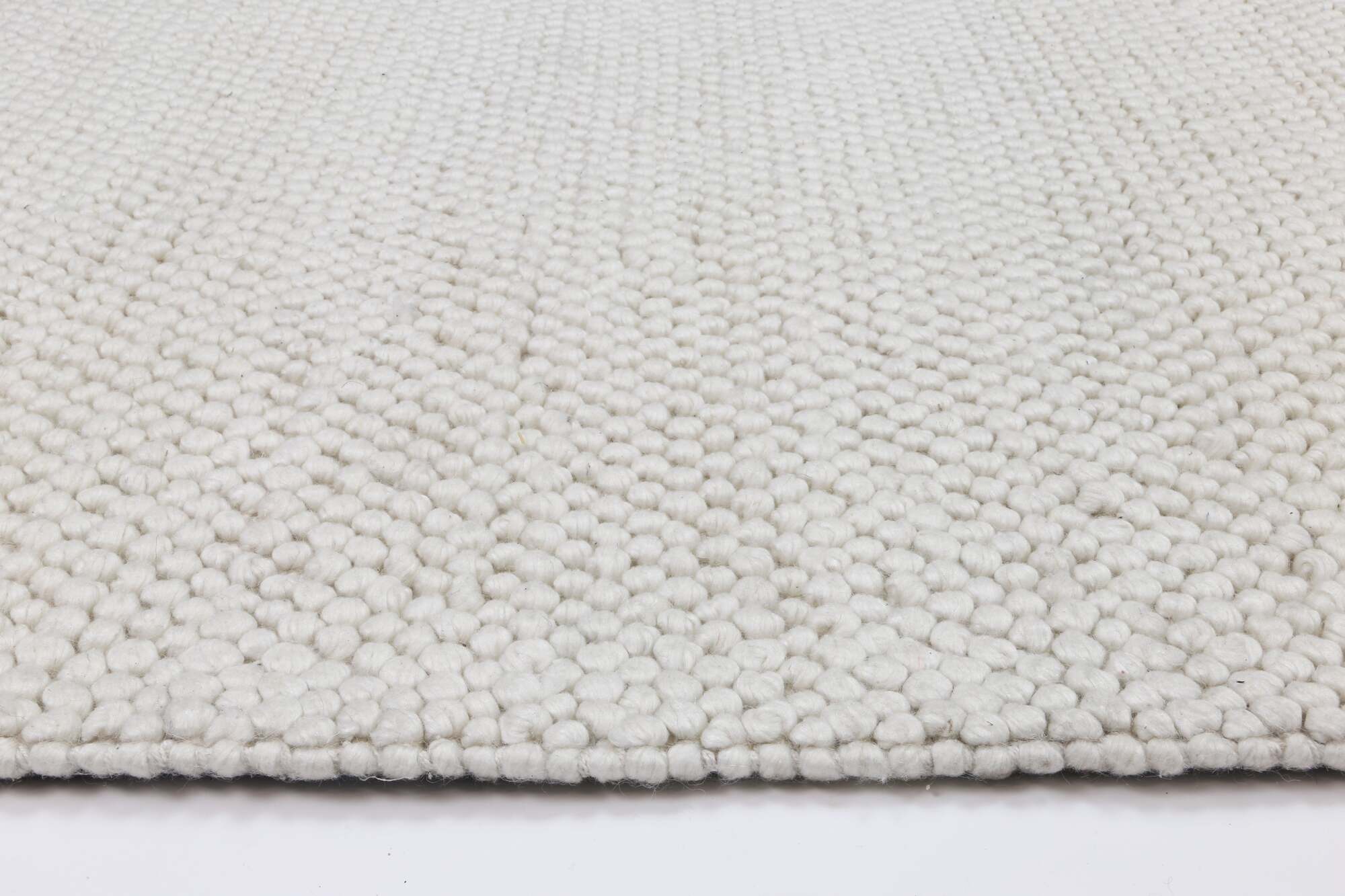 Zuri White Hand Loomed Rug