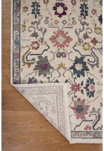 Cora Traditional Floral Motif Rug