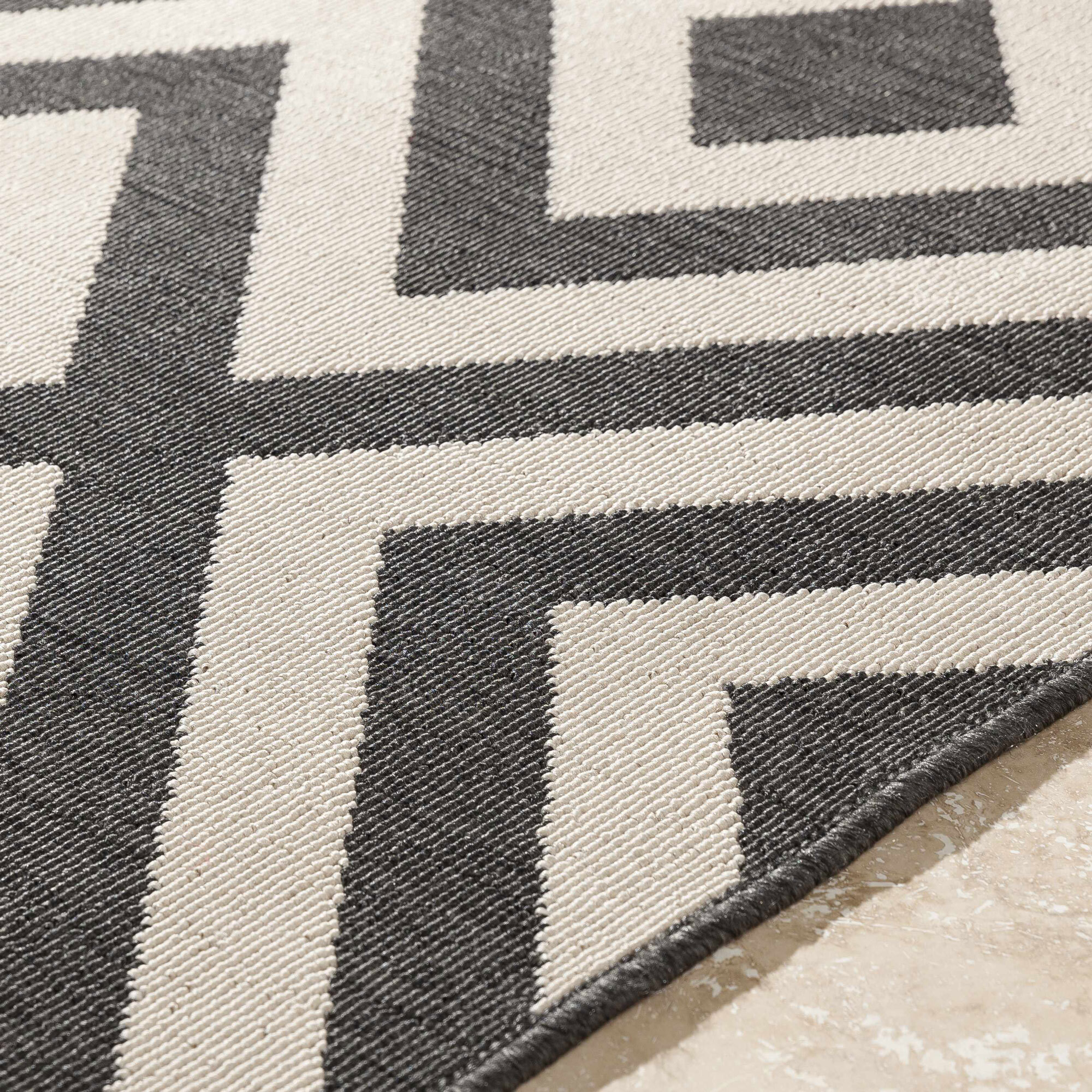 Ambient Geometric Outdoor Rug