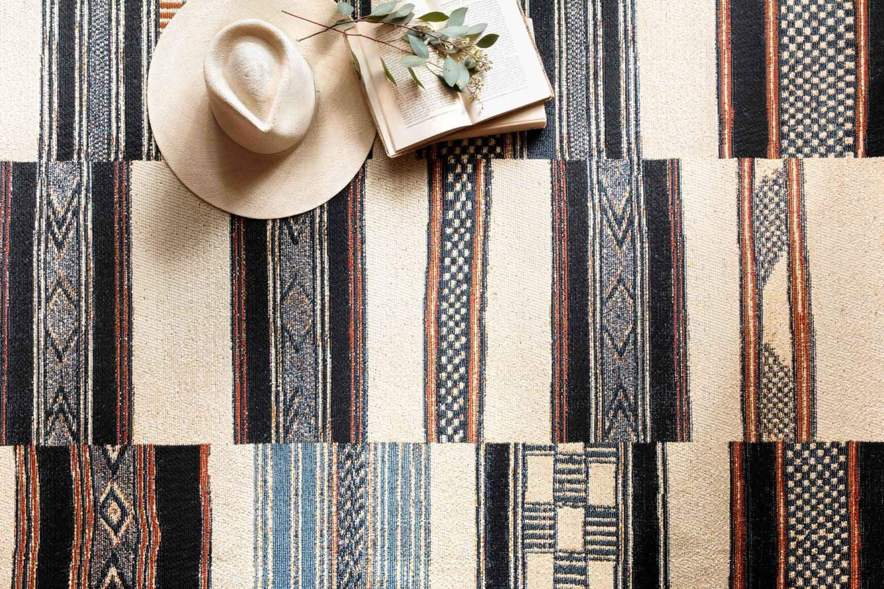 Aperto Tribal Geometric Rug