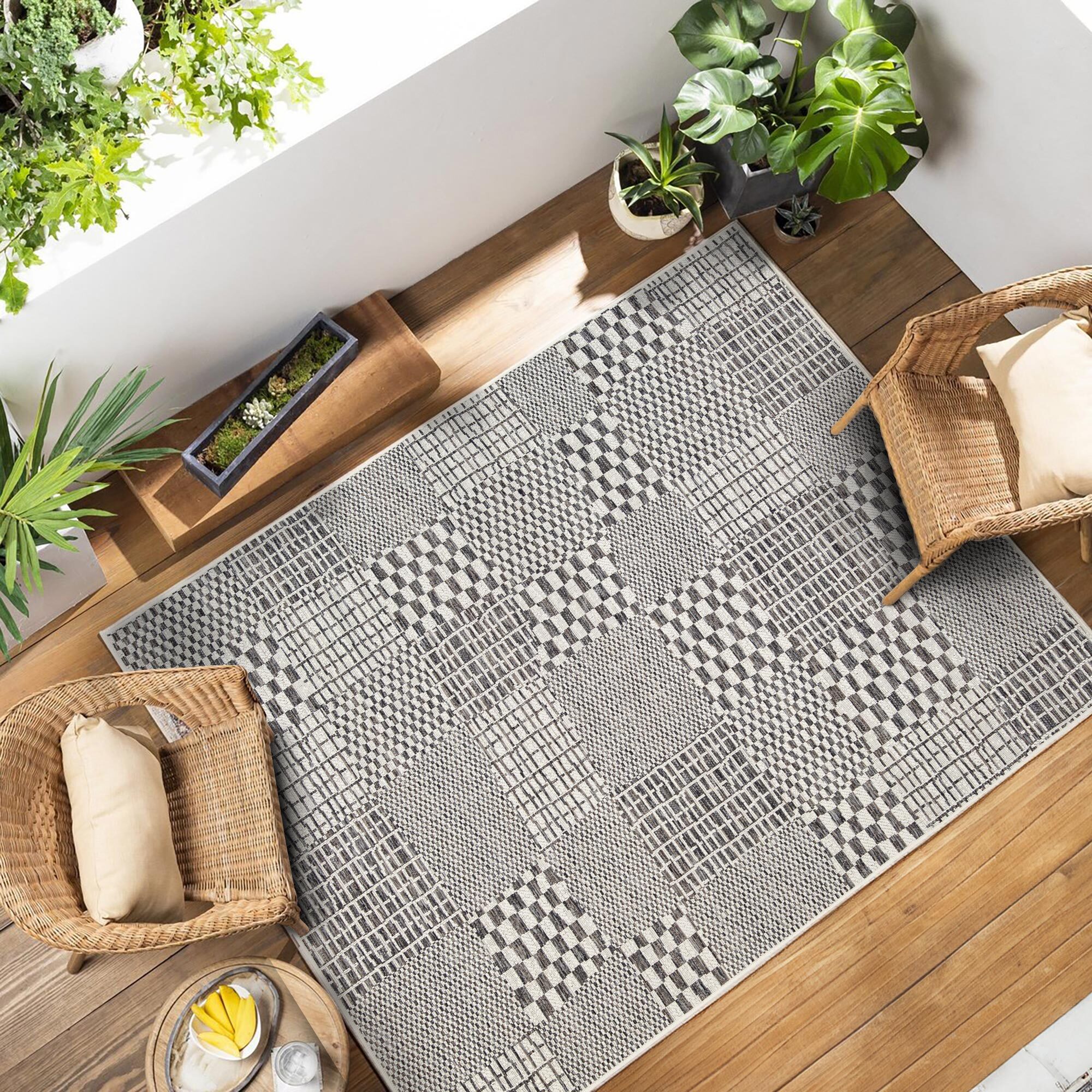 Mateo Geometric Flatweave Rug