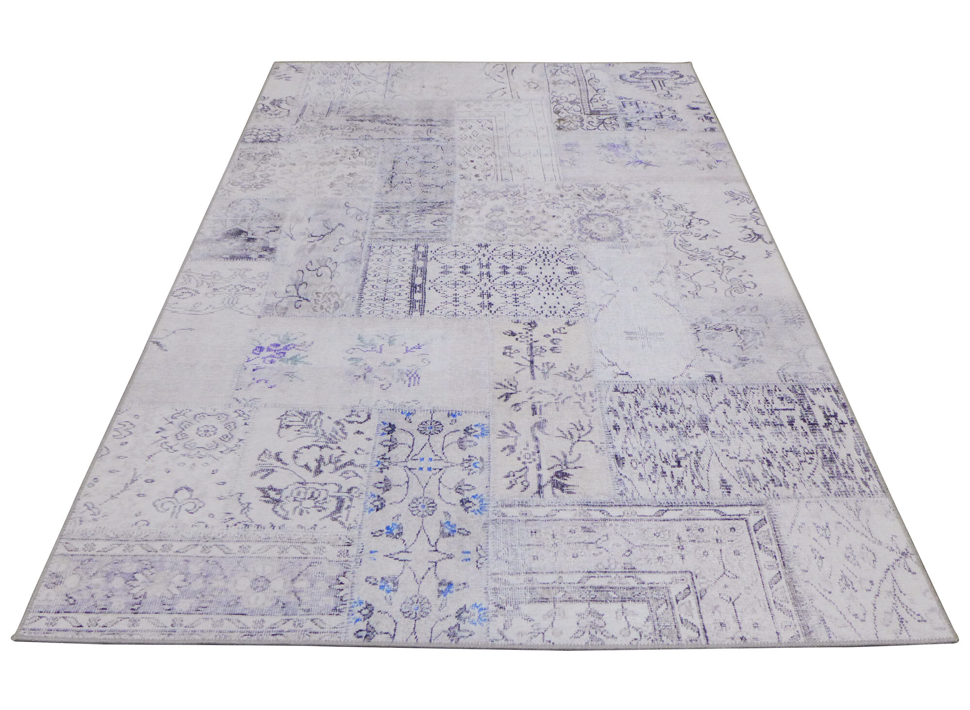 Noble Traditional Patchwork Rug 