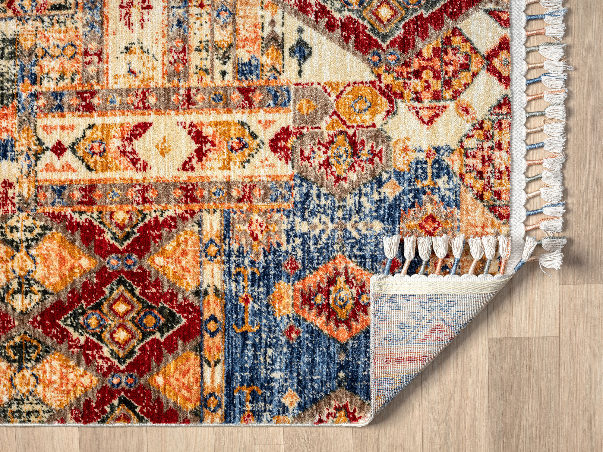 Opal Traditional Fringed Rug