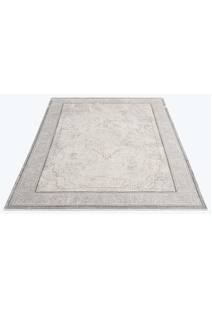 Fendi Traditional Medallion Rug