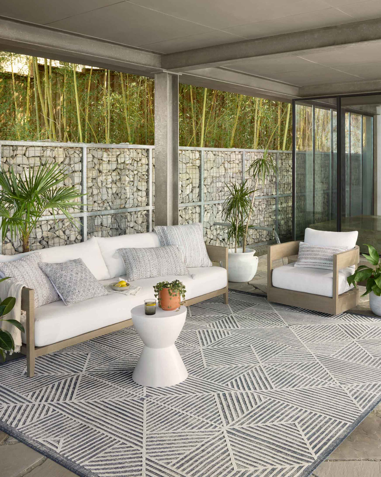 Alfresco Geometric Patio Rug