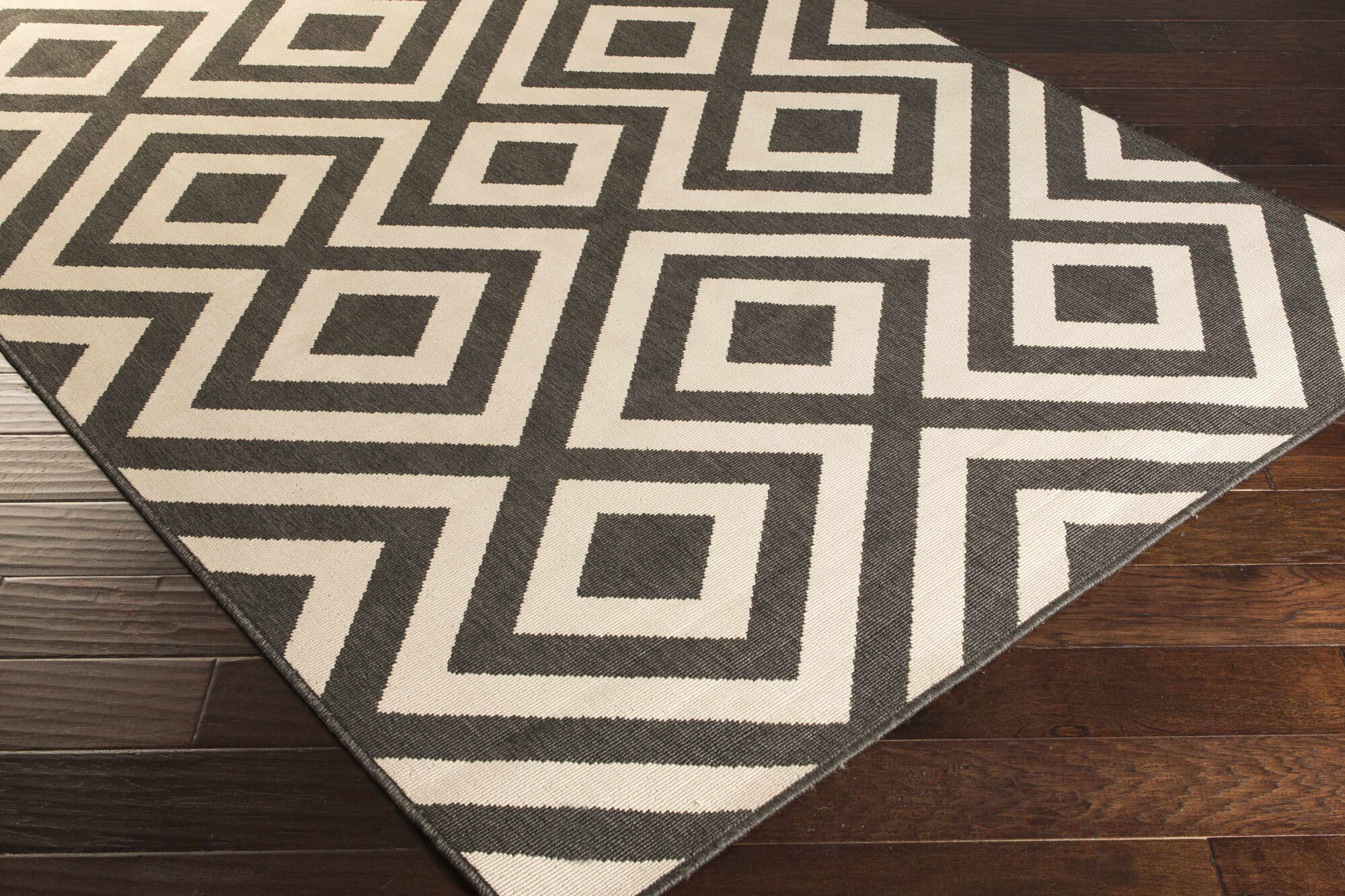 Ambient Geometric Outdoor Rug