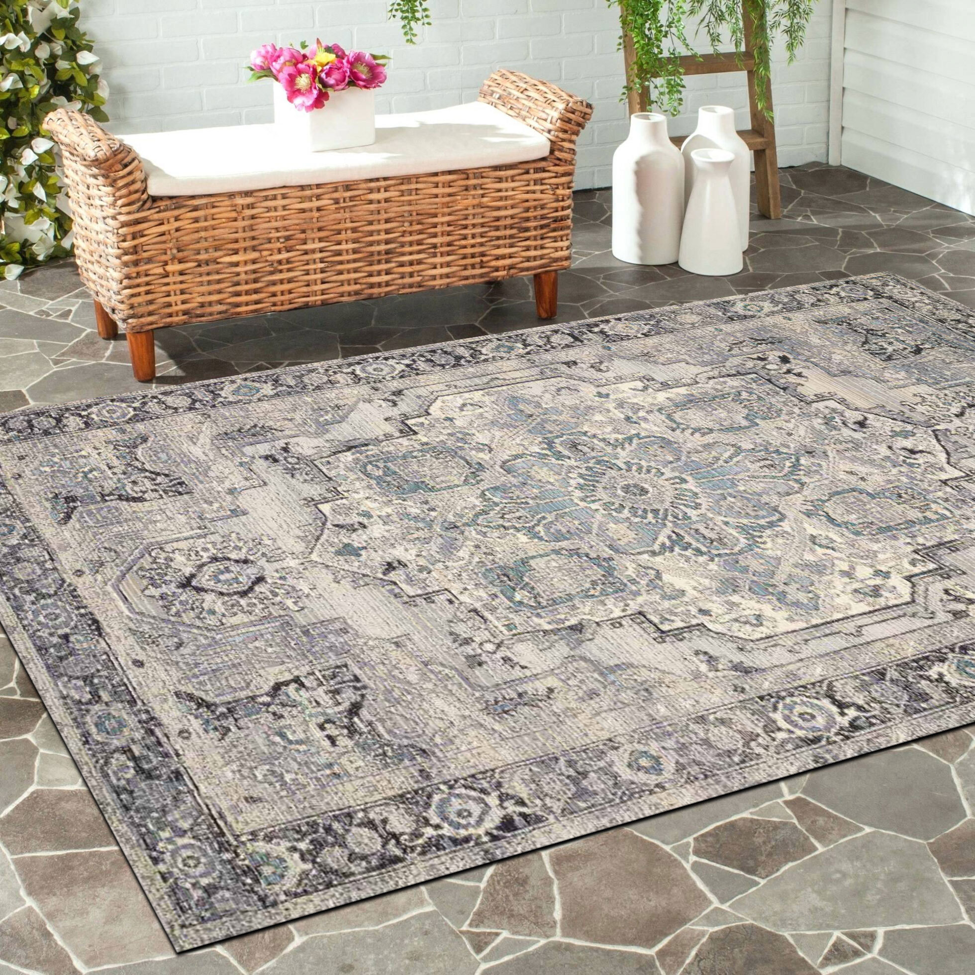 Aperto Medallion Flatweave Rug