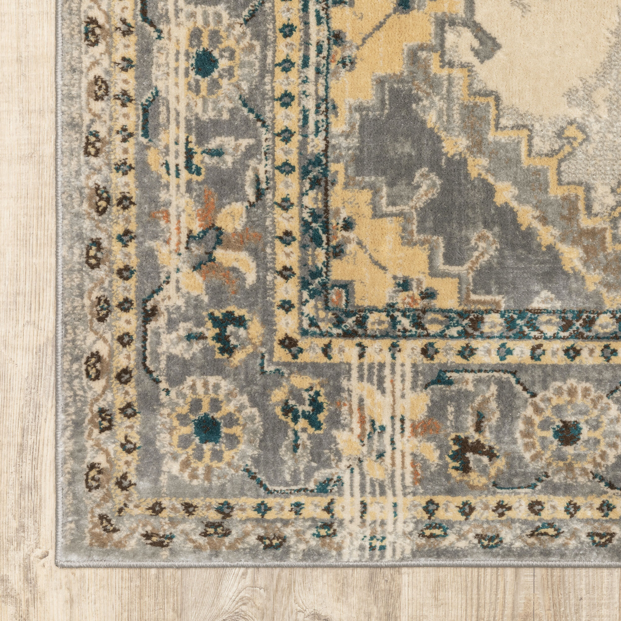 Fred Traditional Medallion Rug