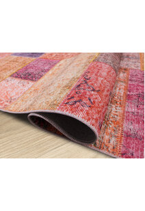 Noble Traditional Patchwork Rug 