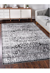 Toni Traditional Border Rug