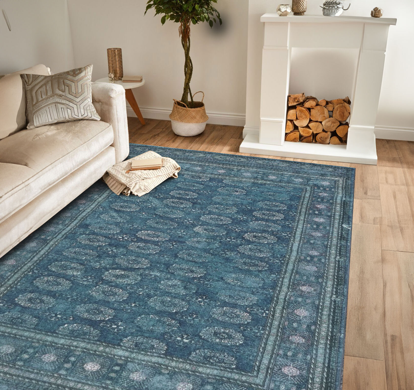 Cato Traditional Geometric Rug