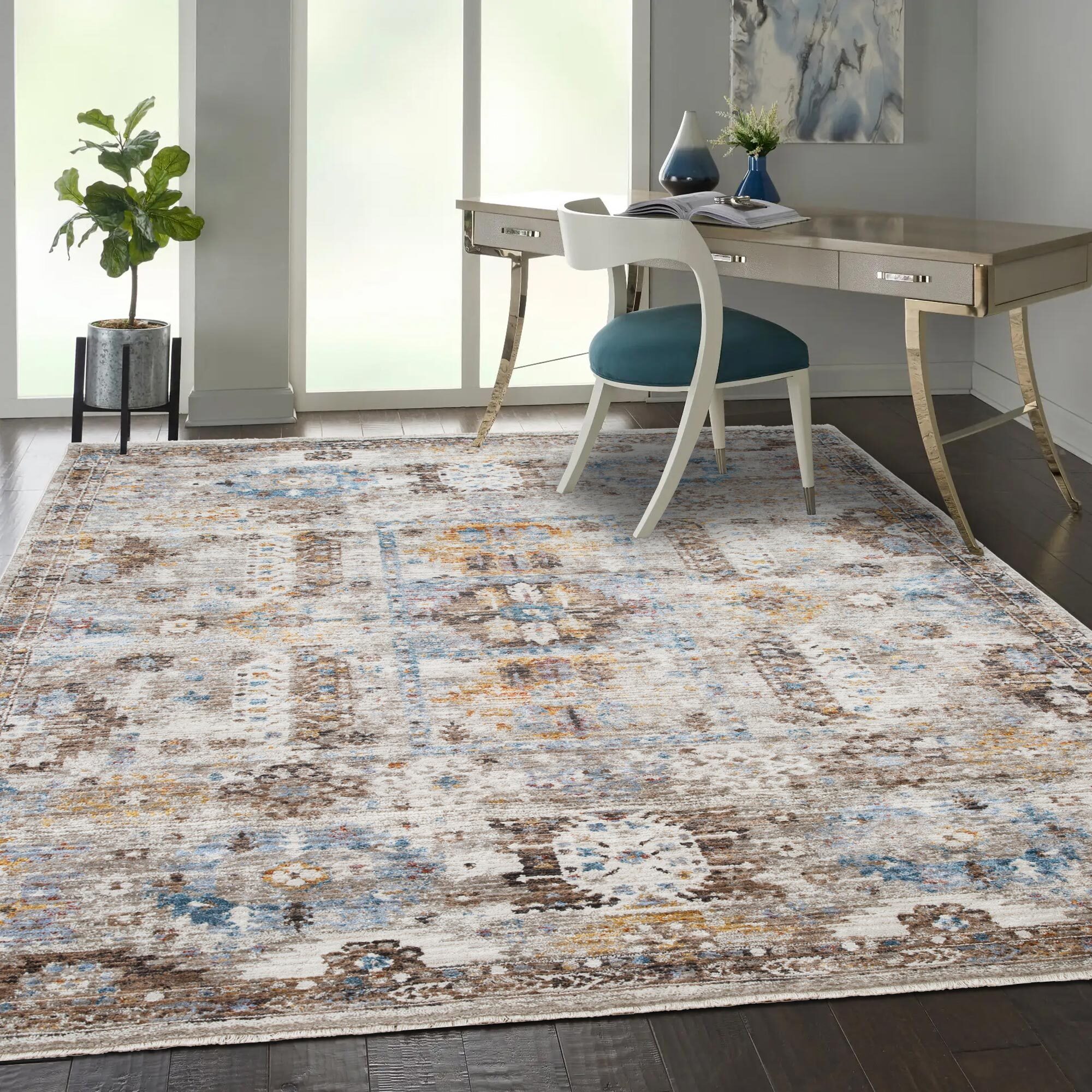 Lukas Traditional Medallion Rug