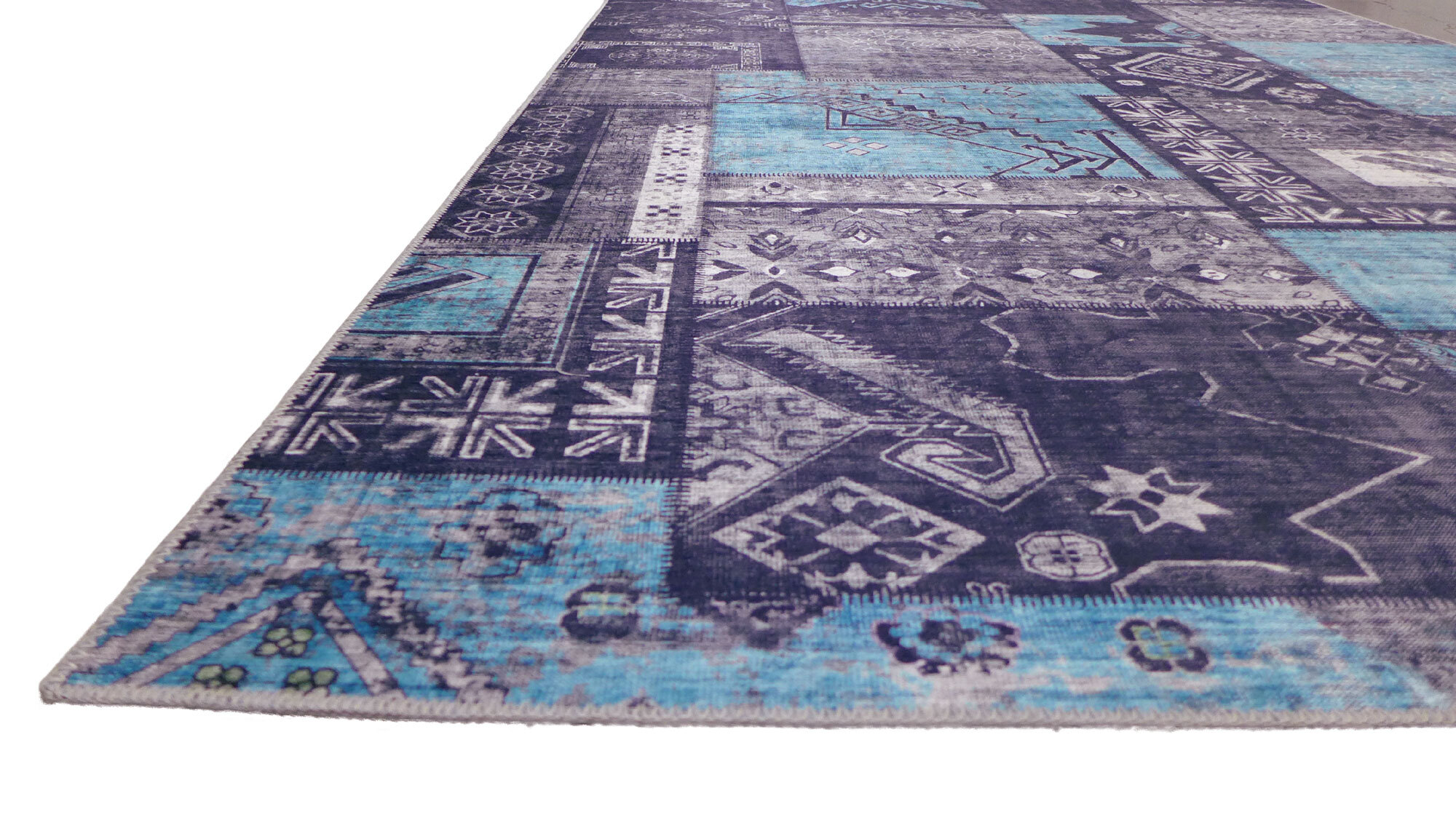 Noble Traditional Distressed Rug 