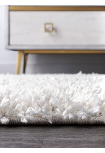 Lucy Cream Shaggy Moroccan Rug