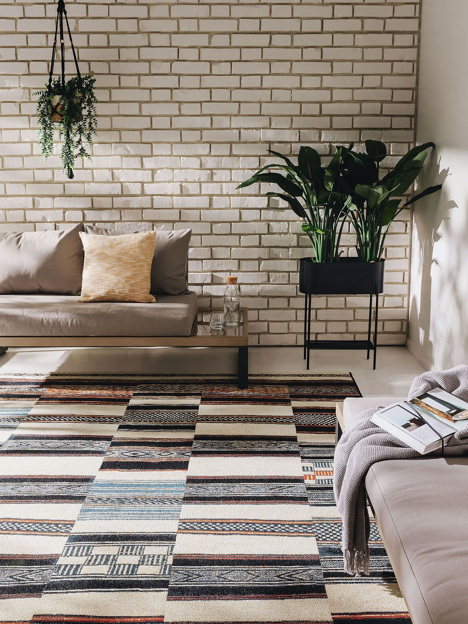 Aperto Tribal Geometric Rug