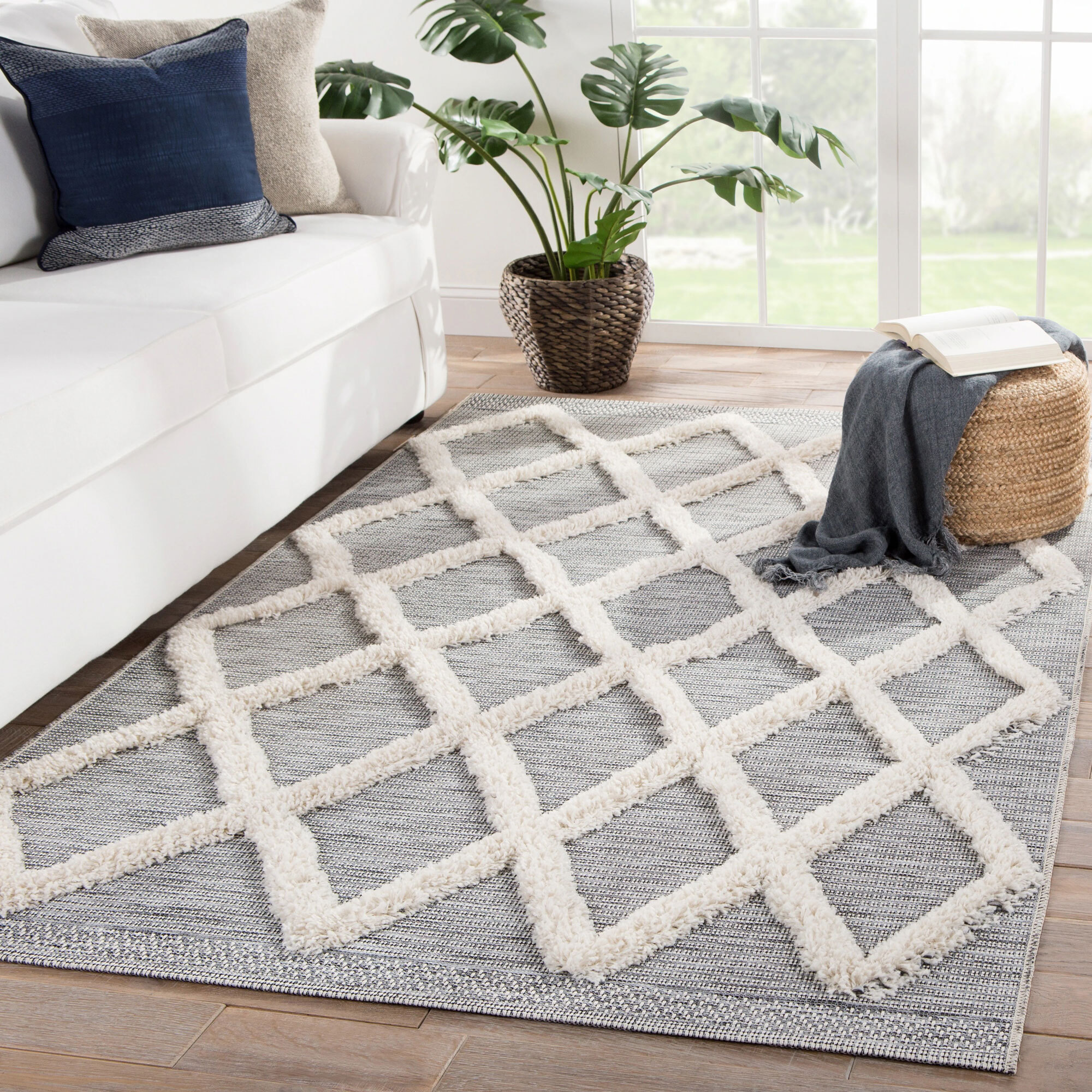 Evan Moroccan Trellis Pattern Rug