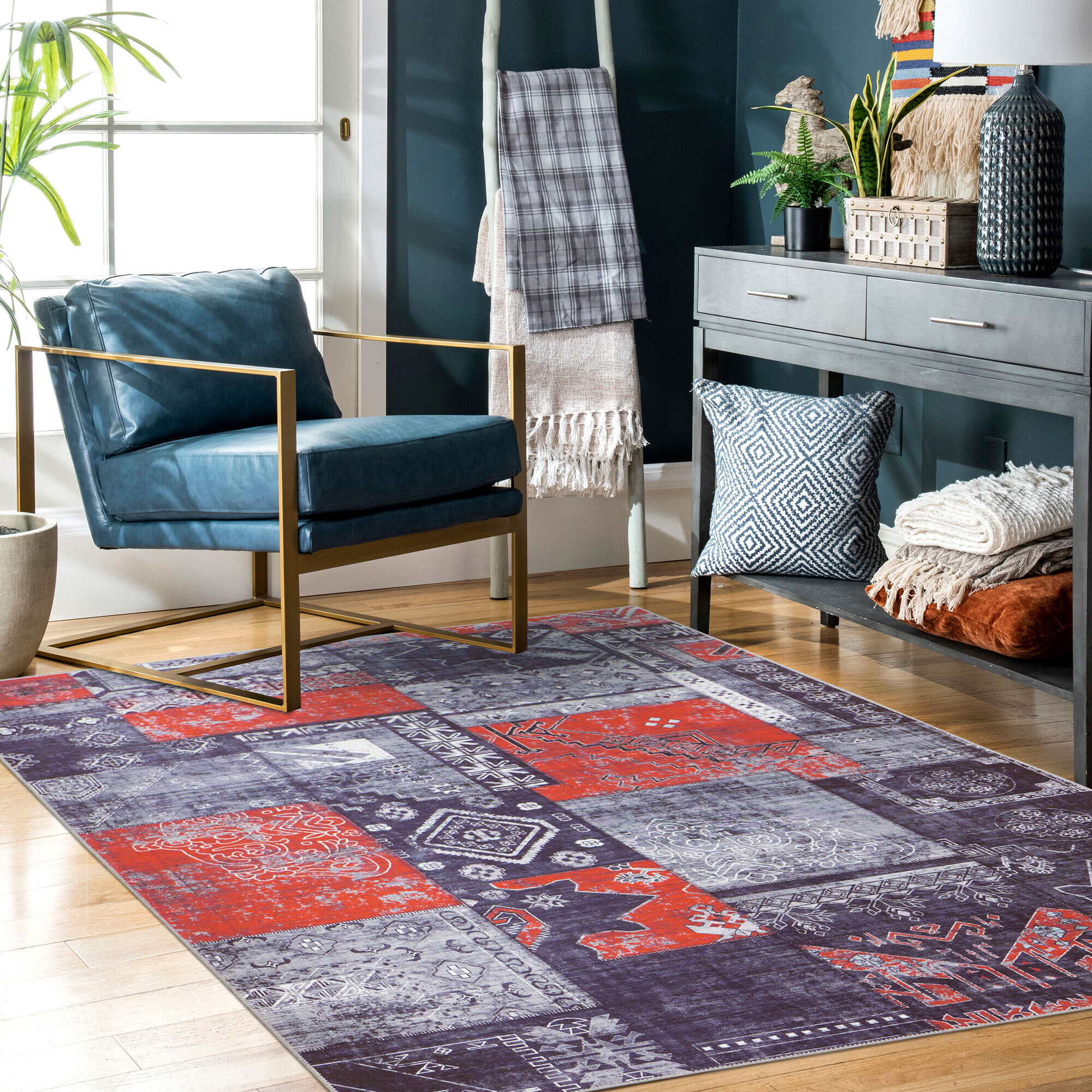 Noble Traditional Distressed Rug 