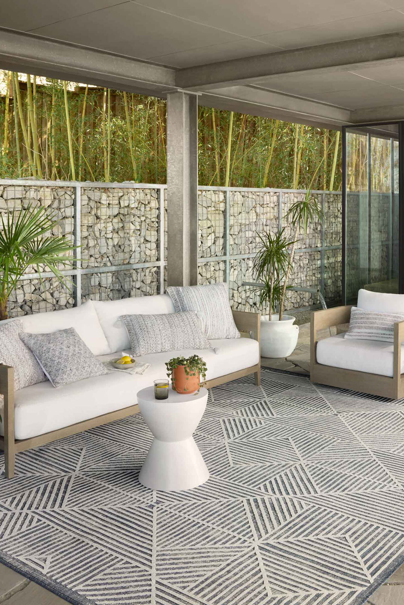 Alfresco Geometric Patio Rug(Size 230 x 160cm)