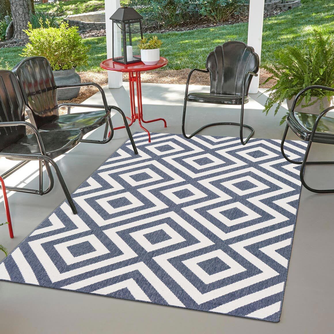 Ambient Geometric Outdoor Rug