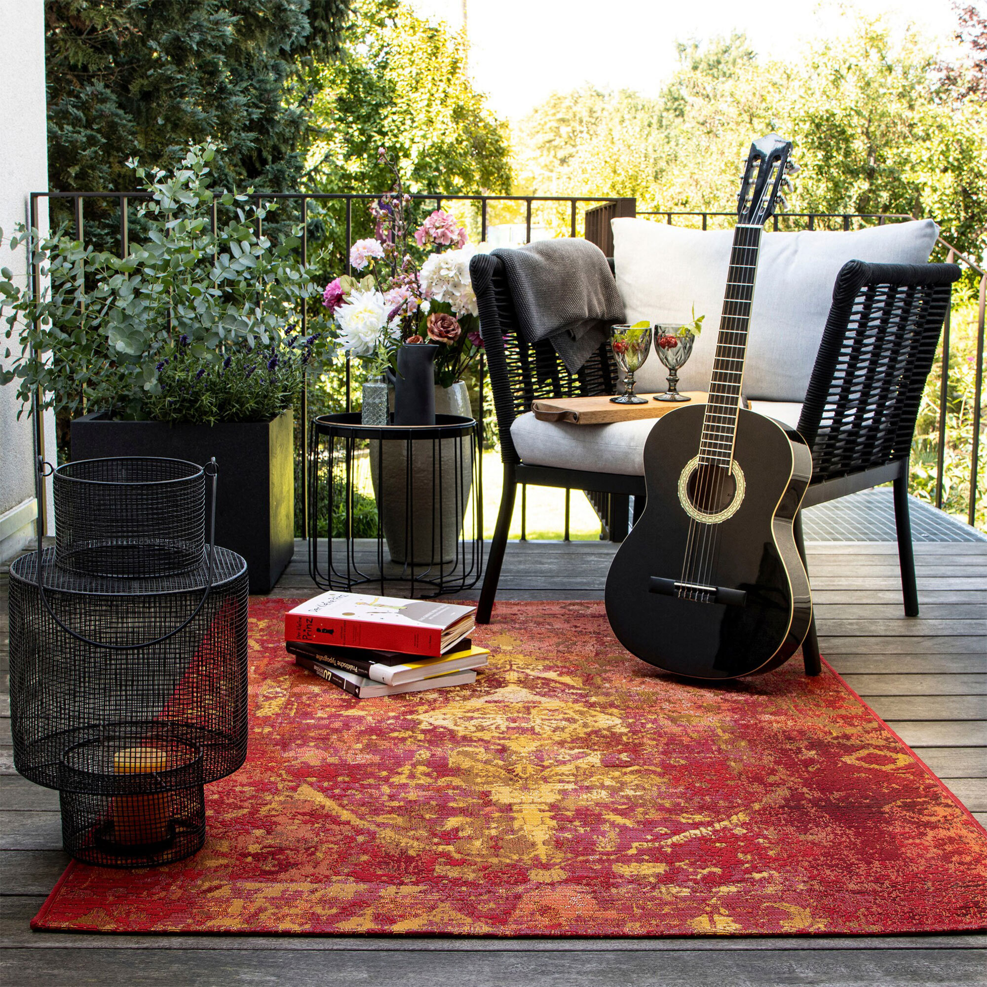 Aperto Transitional Red Rug