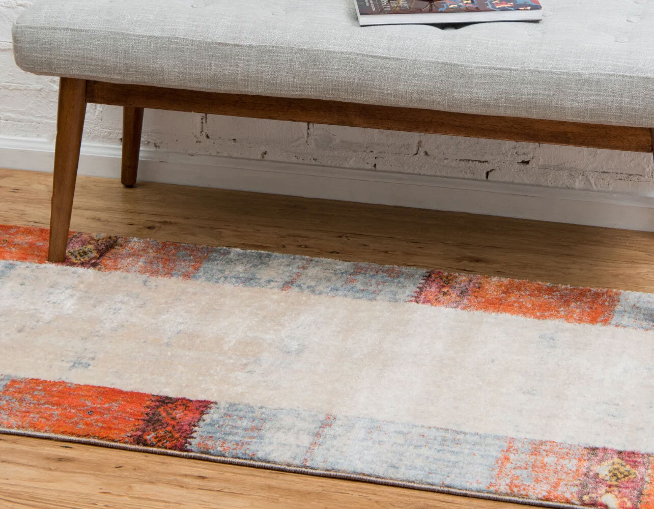 Lisa Contemporary Border Rug