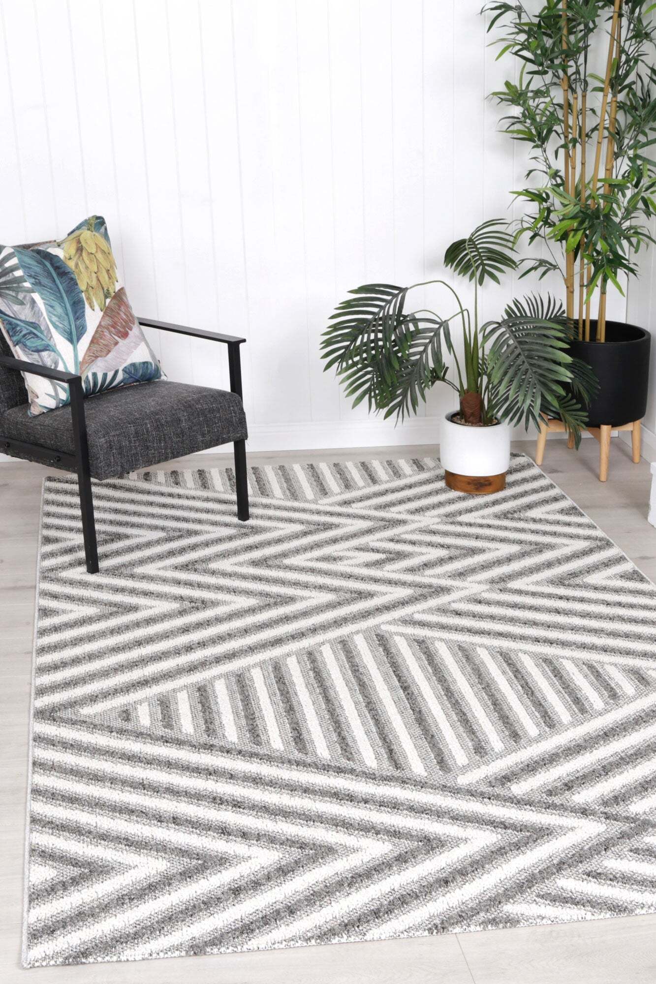 Macy Indoor-Outdoor Stripe Rug(Size 230 x 160cm)