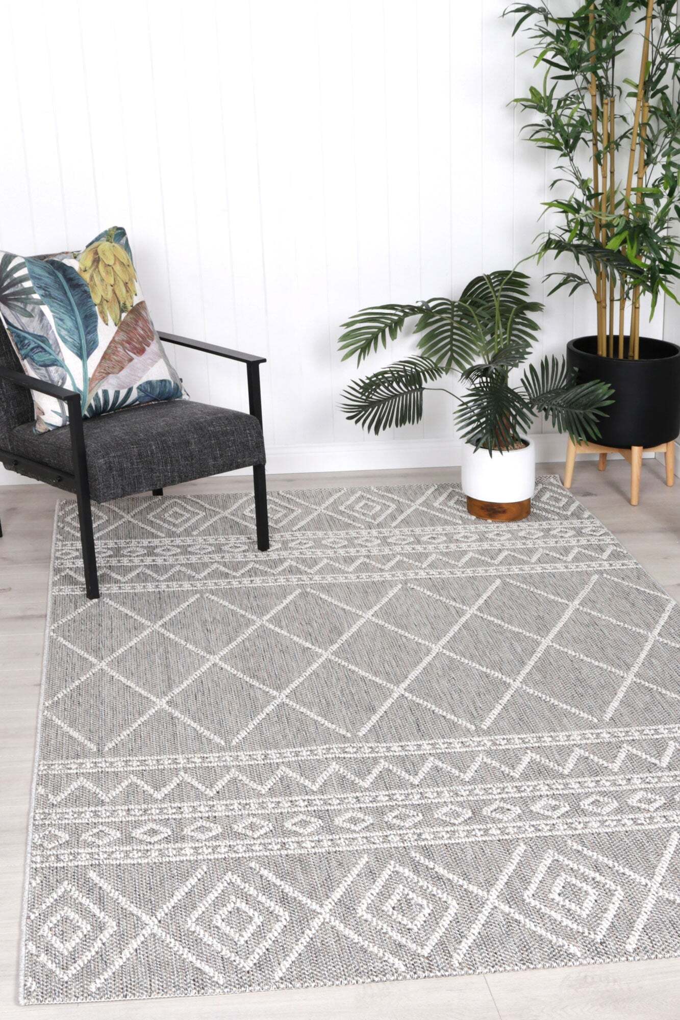 Macy Indoor-Outdoor Tribal Rug(Size 230 x 160cm)