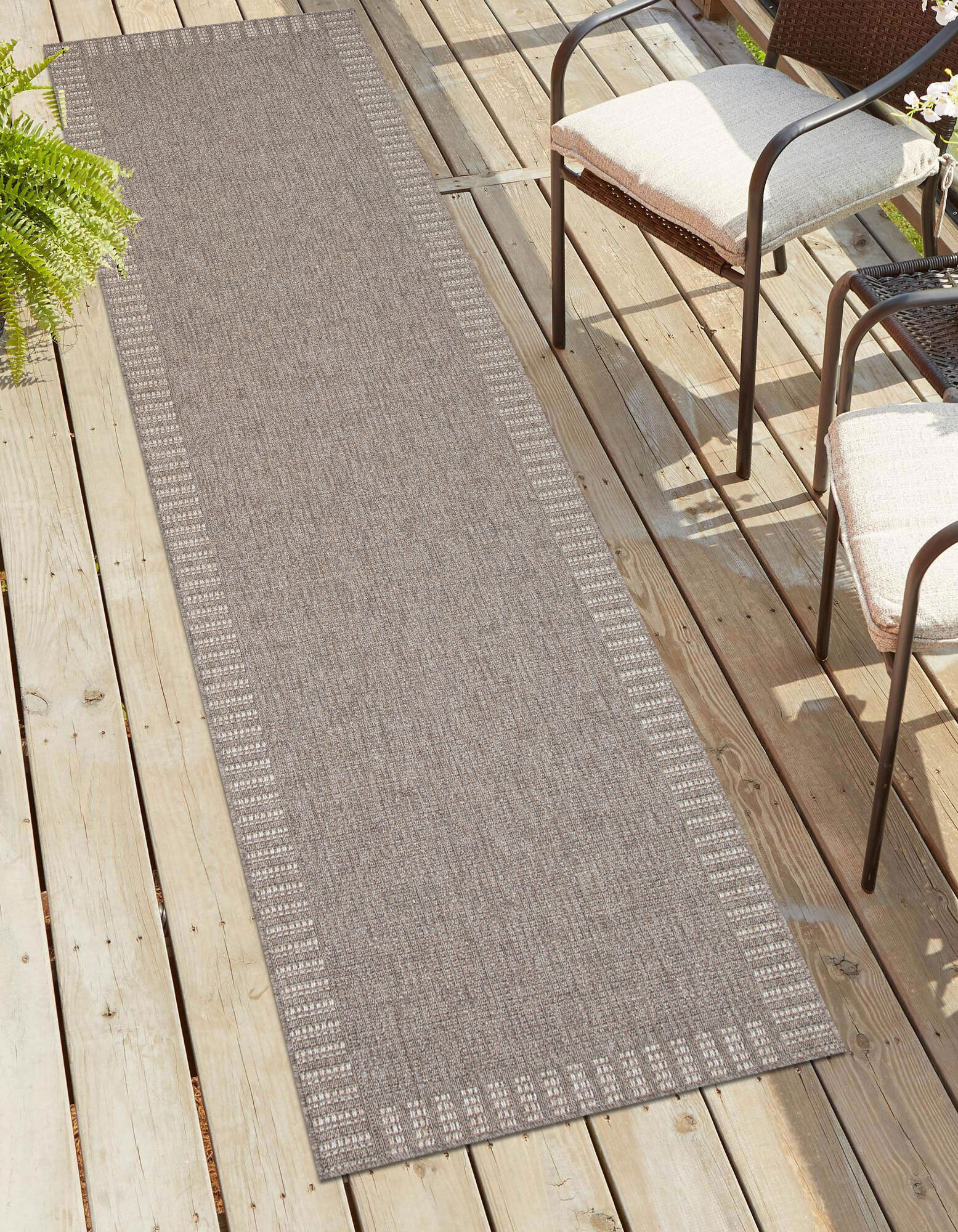 Mika Plain Indoor/Outdoor Rug