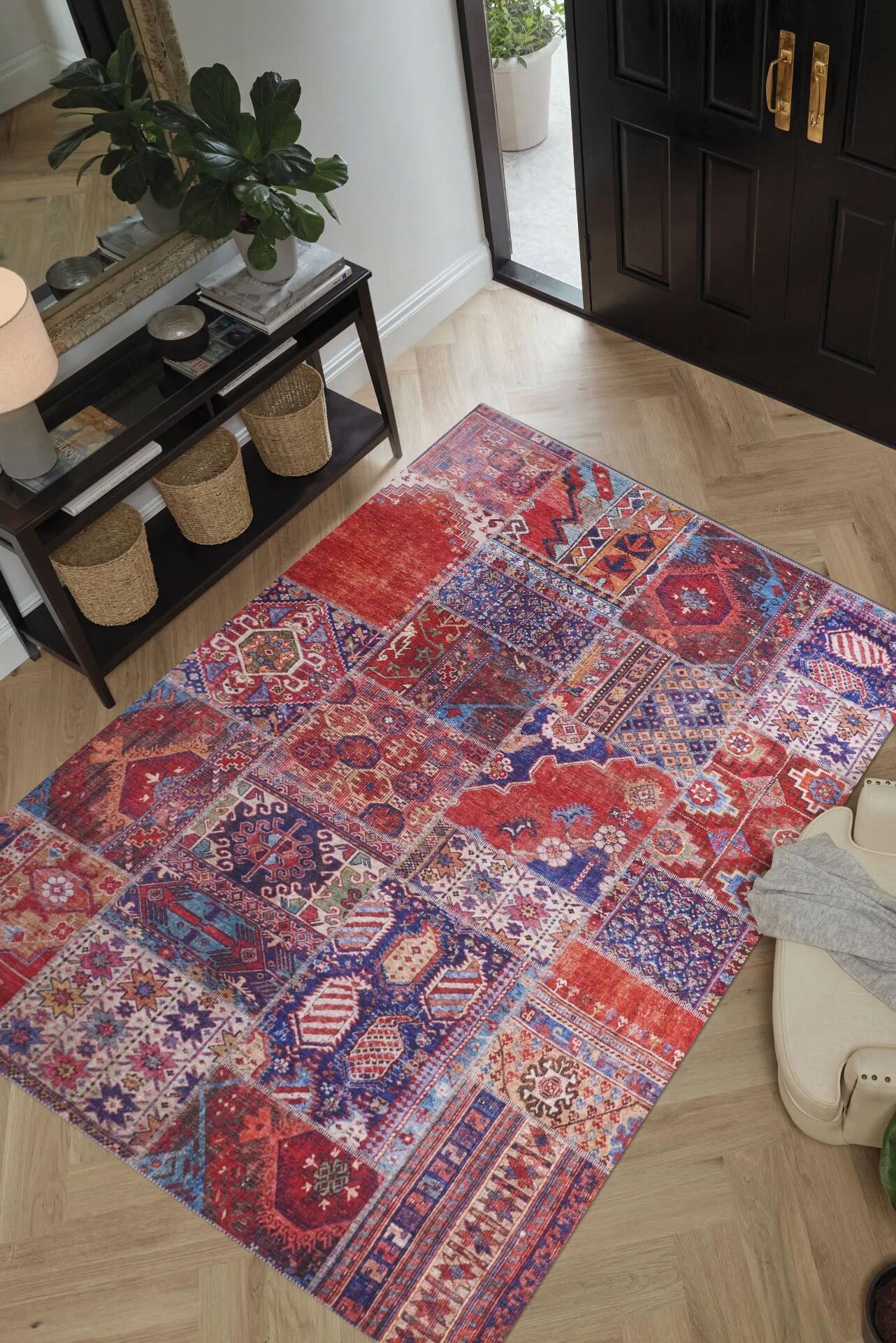 Noble Traditional Patchwork Rug (Size 230 x 160cm)