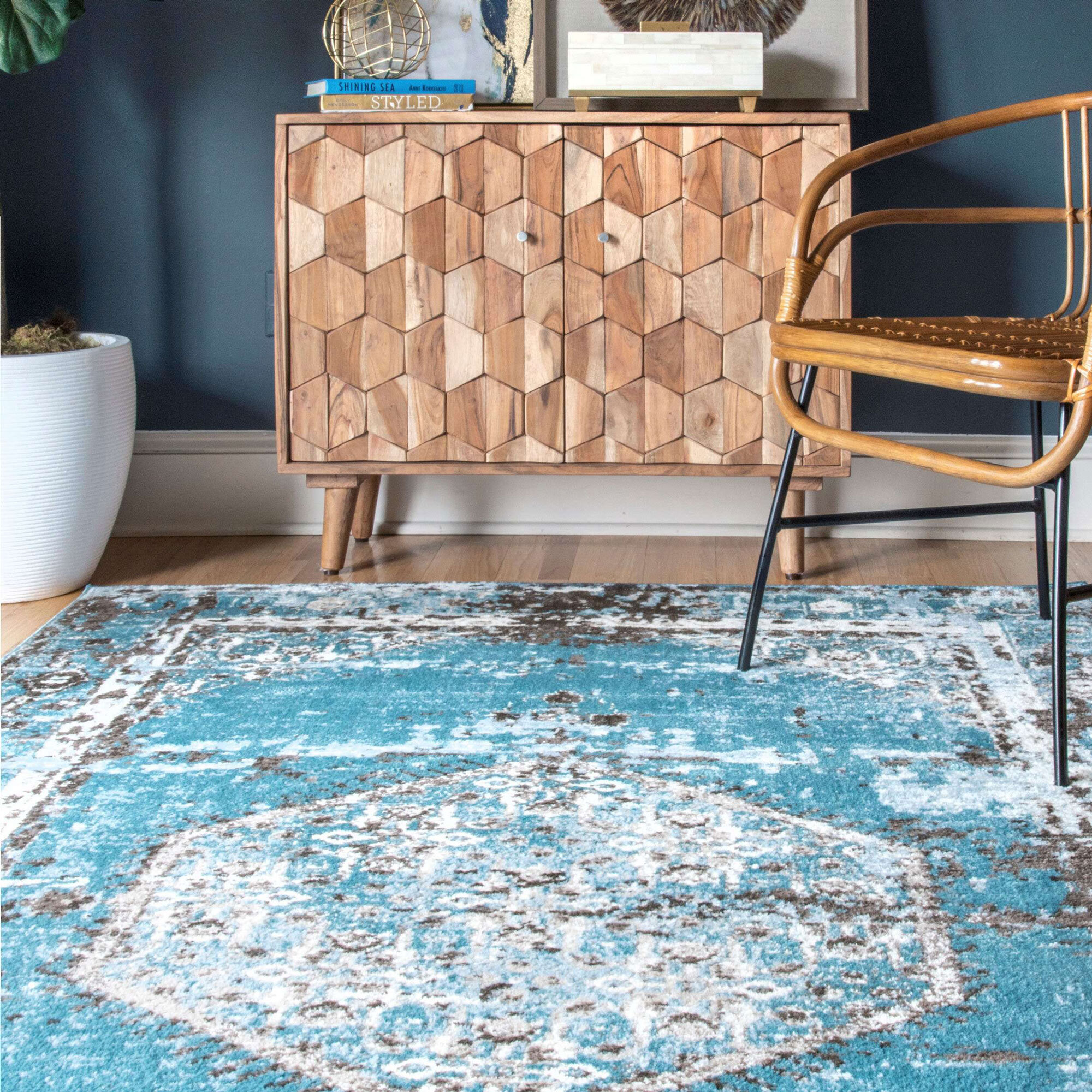 Persico Traditional Medallion Rug