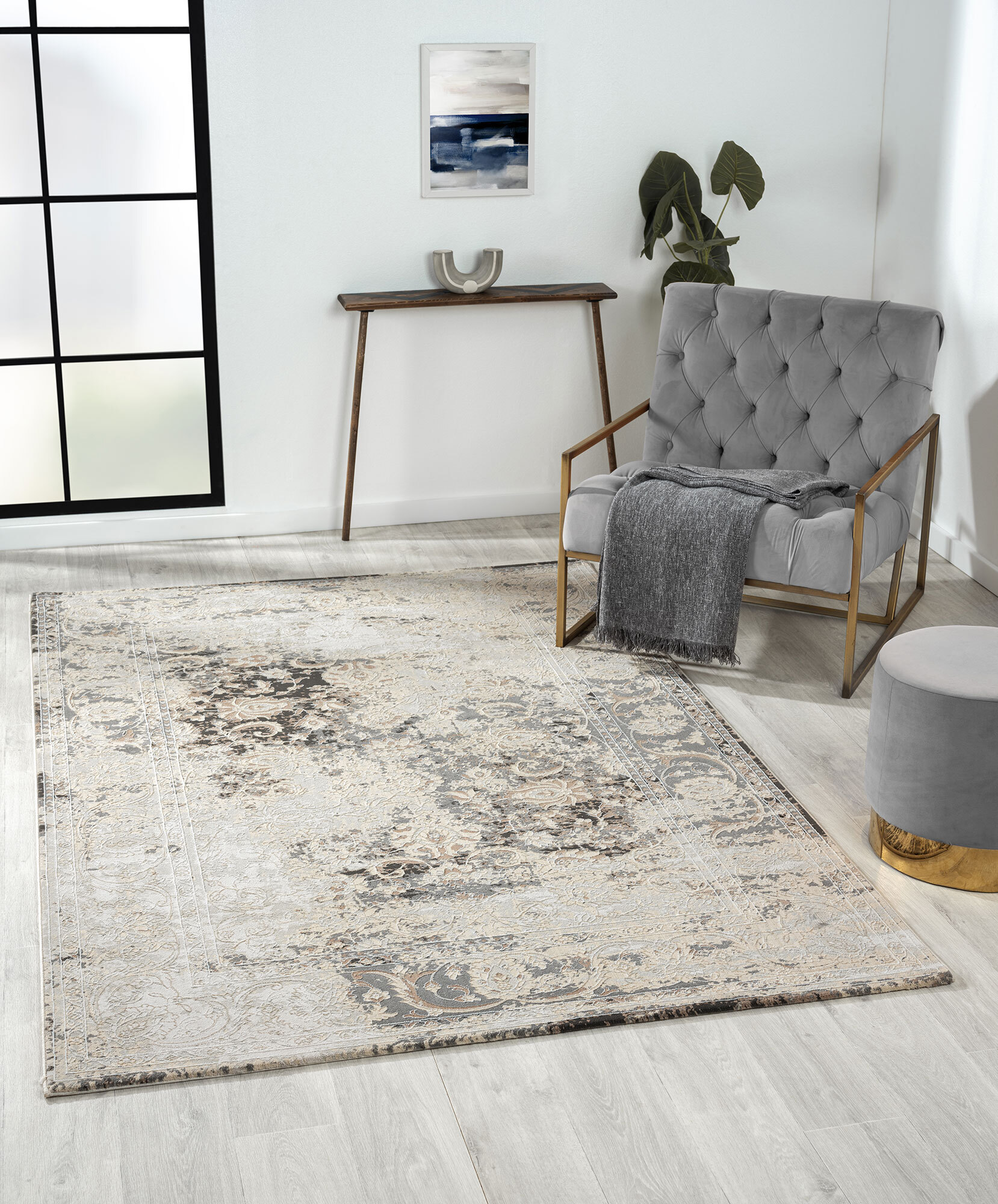 Seve Contemporary Floral Rug